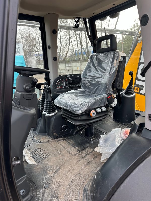 Экскаватор-погрузчик JCB 4CX Super — изображение 6