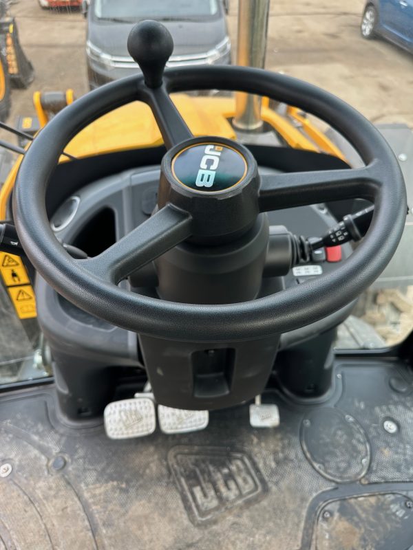 Экскаватор-погрузчик JCB 4CX Super — изображение 8