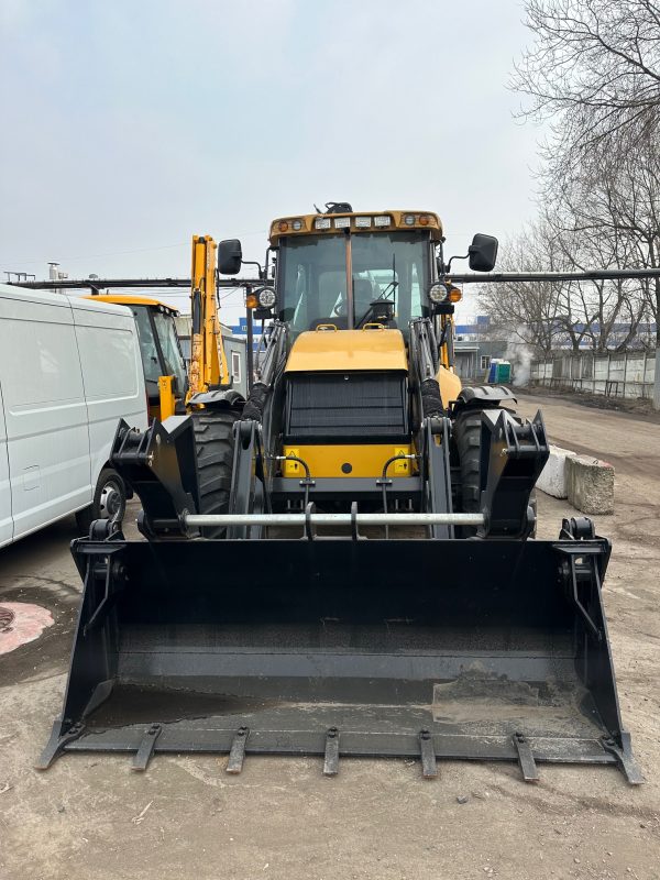 Экскаватор погрузчик Bizon 4CX — изображение 2