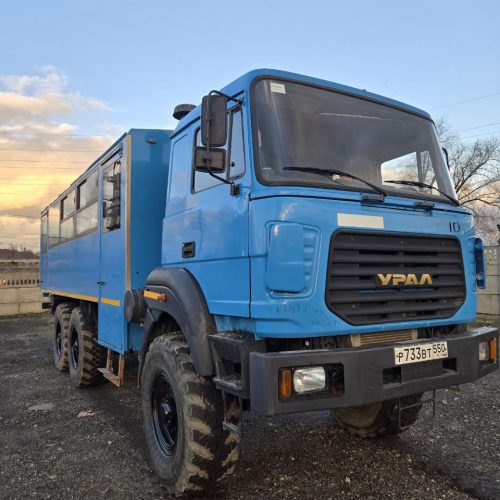 Вахтовый автобус Урал 3255, 28 мест, 195 000 км.