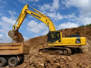 komatsu_pc300_8mo_ce