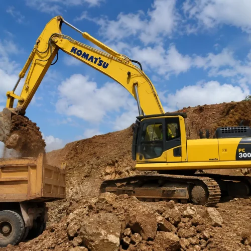 Экскаватор Komatsu PC300-8M0